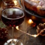 Quel vin rouge pour un plat de viande : guide d'accord parfait